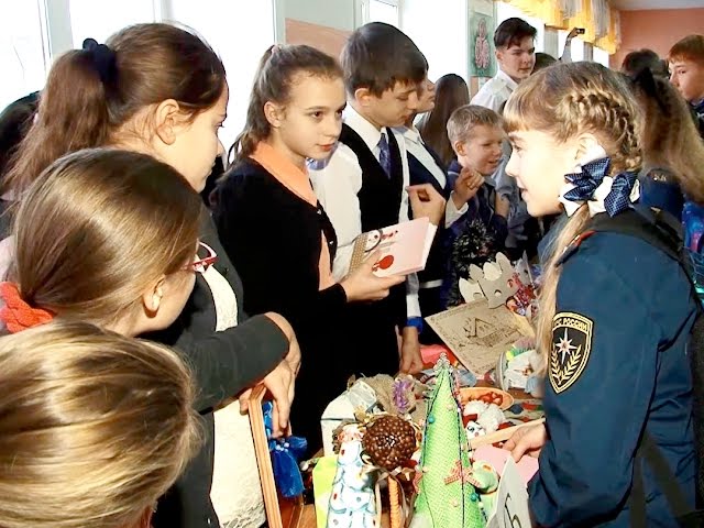 В создании главного городского монумента участвуют дети