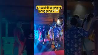 Download lagu ternyata ini yg ada di belakang panggung 🫣😱😱 #ytshorts #subscribe mp3 Download lagu ternyata ini yg ada di belakang panggung 🫣😱😱 #ytshorts #subscribe mp3