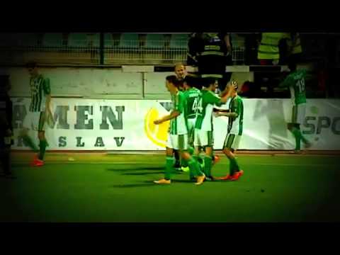 Bohemians 1905 keeper Zdenek Zlamal heads a 92nd minute equaliser in the Czech Republic