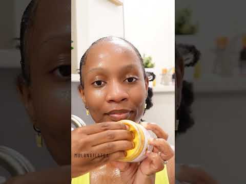 Having a glowing confident skin is easy with just this combo #glowcomb #glowscrub