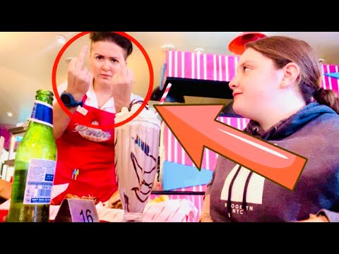 Eating at The Worlds RUDEST Restaurant (VERBALLY ABUSED) - Karen’s Diner