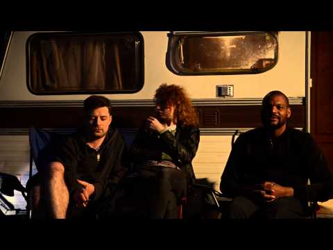 Mateusz Ławrynowicz, Olga Sarzyńska i Lude Reno na planie filmu "Kemping"