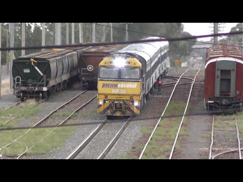 6AM8 - NR30 at Dimboola - The Overland - 1st April 2016