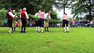 preview picture of video 'Midsommardagen 2013 i Råshult med Virestads folkdanslag'