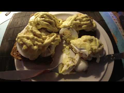MongoTV_7682 - ENGLISH VLOG - Have a Good Friday - Eating Some Dark Bread With Eggs