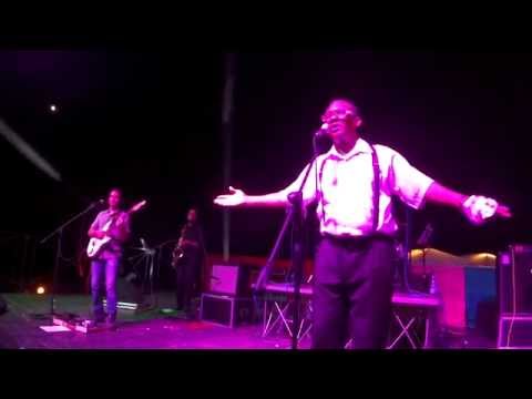 "Moving away" - Ken Boothe @ Napoli
