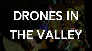 Cage The Elephant – Drones In The Valley  / En español