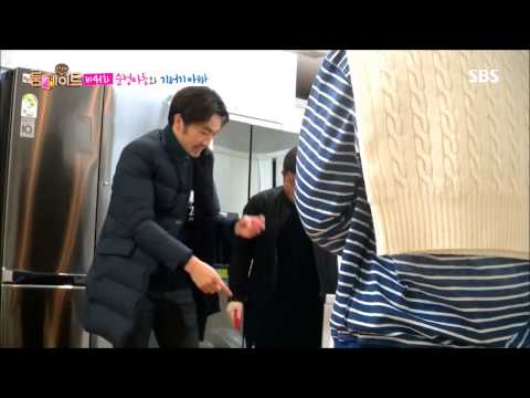 Sunny gets scared by a crab