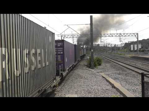 (HD) DRS's 57011 + 57007 Depart Rugby With Thrash & Thick Black Clag, Working 4M34 - 29/6/13