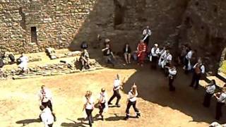 preview picture of video 'Cardiff Morris dance Cuckoo's Nest at Kidwelly Castle (cond.). July 2011.'