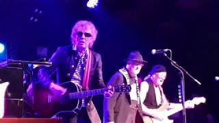 Mott The Hoople ...Sweet Jane