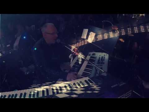 LEANNE (Michael Mcintyres Unexpected Star) Gimme some lovin'