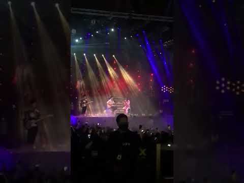 ADELANTE-ESTEMAN Y CHRISTIAN JEAN-TEATRO METROPOLITAN