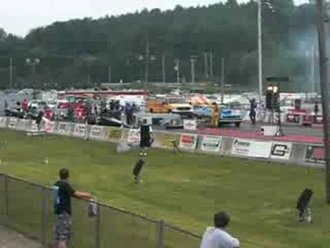 700+ hp 4-SPEED 70 plymouth duster at north american nationals 2008
