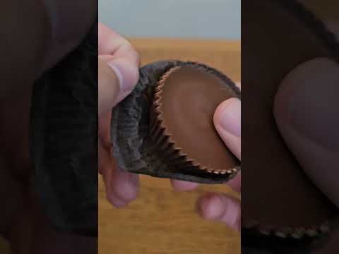 Reese's Chocolate Lava Big Cup 🌋 #reeses #chocolate #lava #peanutbutter #asmr #candy #food  #big