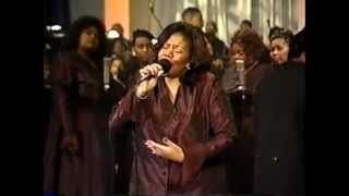 Richard Smallwood with Vision!"Oh How He Loves You And Me!"