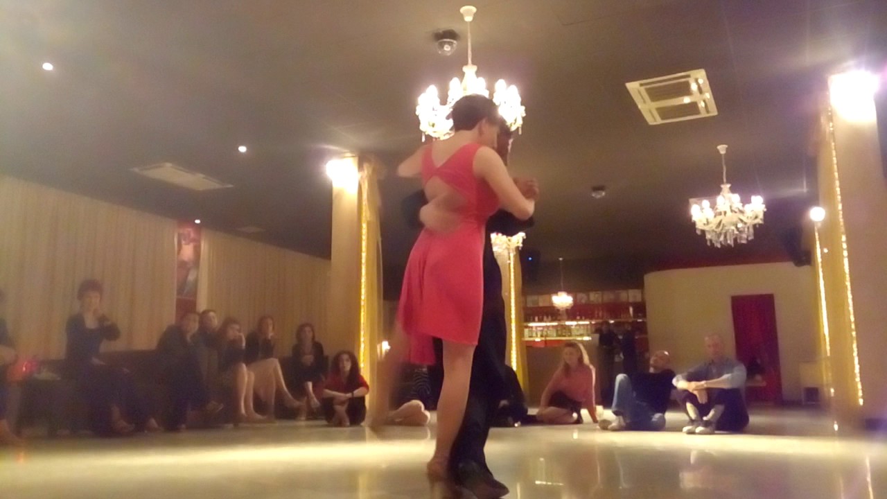 Luciana Muzio&Claudio Coppola- Tango "Mandria"-Orq.Juan D'Arienzo