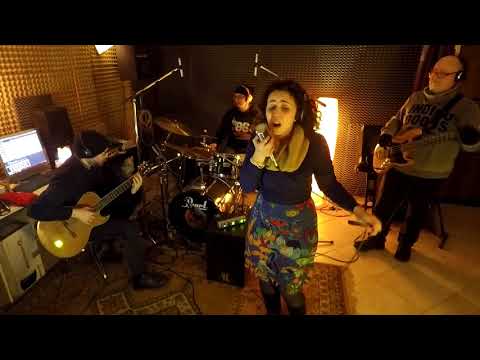 Artemìda - Someday  - Live