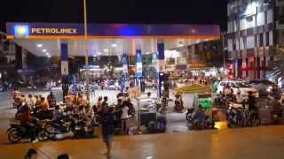 preview picture of video 'Phú Nhuận District At Night - Ho Chi Minh City'