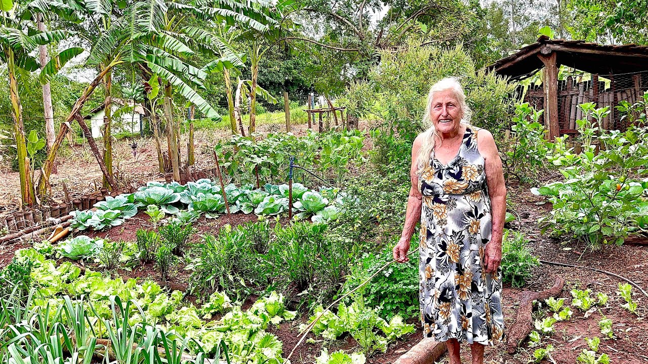 Dona Olímpia  parece que mora num pedacinho do céu #aqui me sinto feliz de verdade ….