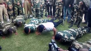 Vidyut Jamwal Workout with BSF Jawan (Stunt)(exercise) (with indian soldier) #vidyutjamwaldietplan video