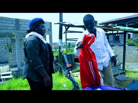 MA VIE AU QUOTIDIEN par CINÉMA UNIVERSEL Ep1 scène3 une policière déshabille le  moto man