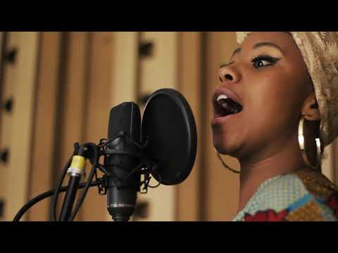 Paraíso do Tuiuti 2018 - Samba na voz de Grazzi Brasil