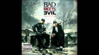 Eminem &amp; Royce Da 5&#39;9 - Scary Movie (Bad Meets Evil)
