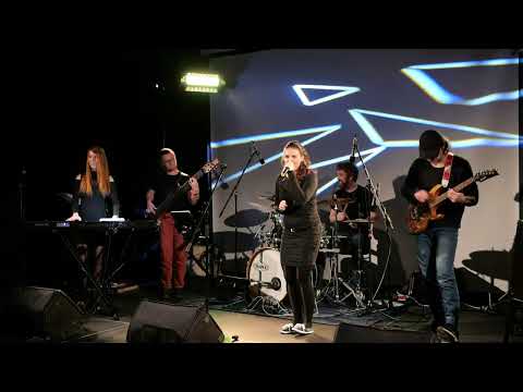 Mirka Soukalová - Nespoutaná (LIVE, 4.ročník "I hudba může pomoci", Zlín 2022)
