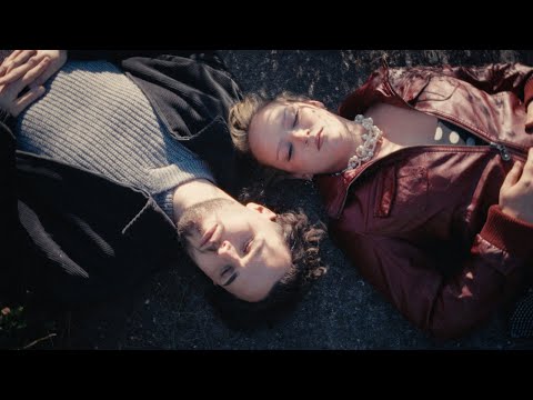 ALLESS. & Liska - Wer wir sind (Official Visualizer)