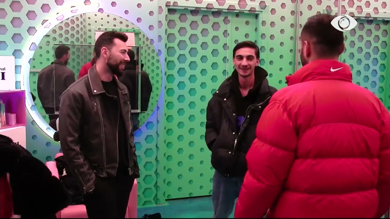 “E vetmja që nuk u godit ishte kukulla e Kristit”/ Stenaldo diskuton me Angelon dhe Juxhinin