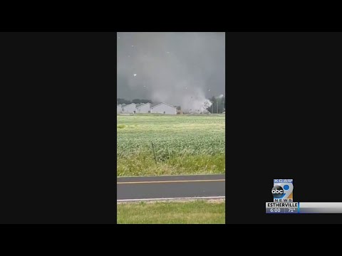 Tornado touches down in central Iowa