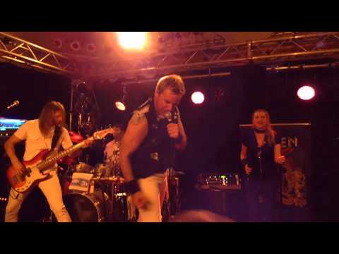 The Queen Kings live - Bohemian Rapsodie, HD