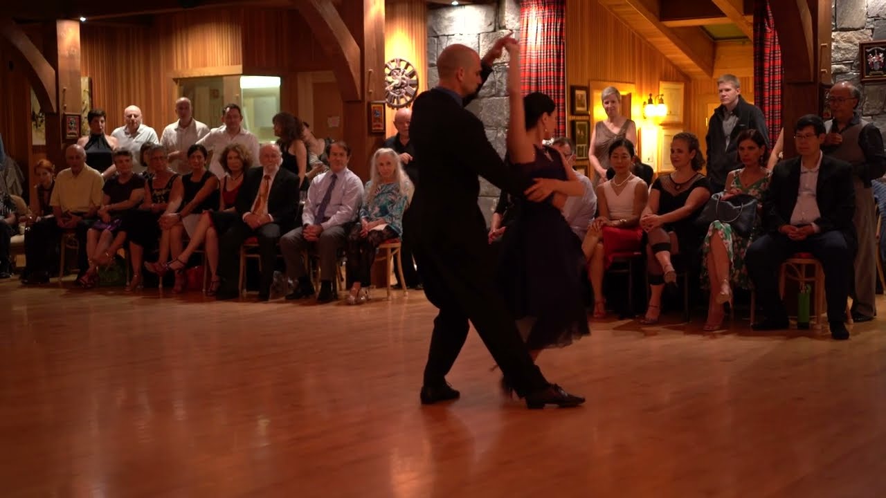 Guillermina Quiroga & Mariano Logiudice dancing to "La Cumparsita"