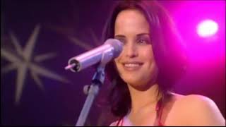 Download lagu The Corrs - Runaway (Live at Lansdowne Road) mp3