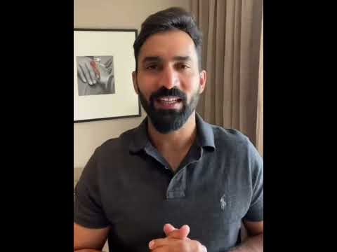 Ms Dhoni vs Dinesh Karthik in IPL #shorts #cricket #shortsfeed #ipl #finisher