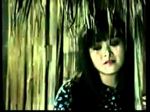 Thể hiện bởi Hương Lan