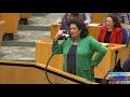 Van der Plas (BBB) raakt HELEMAAL in de war van de antwoorden van D66: "Een CHAOS van antwoorden!"