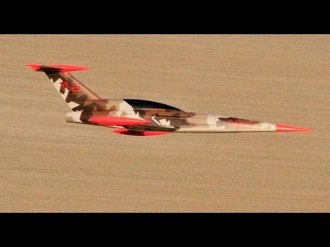 ② RC AVIATION DESIGN "DIAMOND" NEW PAINT SCHEME - PHIL NOEL FROM PINNACLE AVIATION - NLMFC - 2015