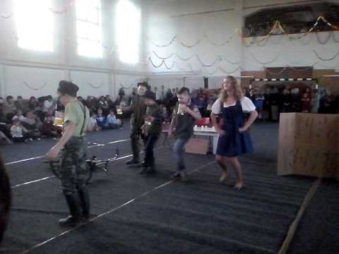 Kunsziget 7.osztàly:Kurta kocsma!!