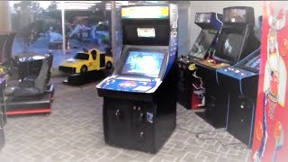 Global VR PGA Tour Team Challenge Arcade Game - Trackball Golf Happiness