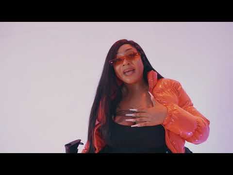 Liza Monet - BUBBLE GUM