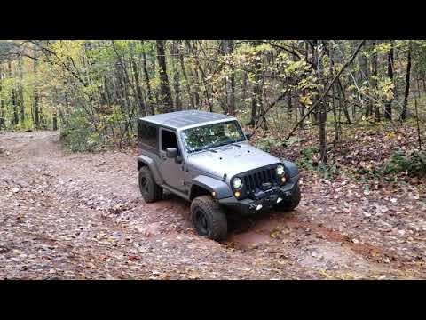 Teraflex 2.5 ST with 33s rolling smooth. 2015 2 door JK.