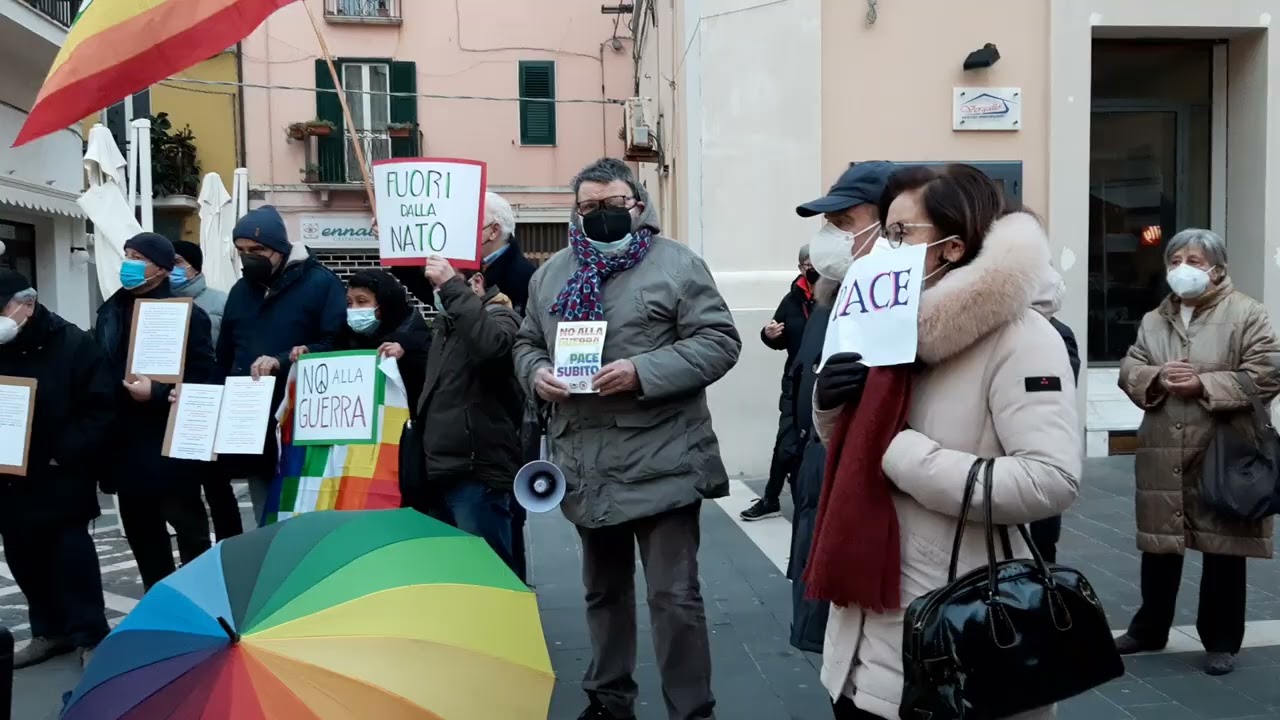 Sinistra in piazza per la pace