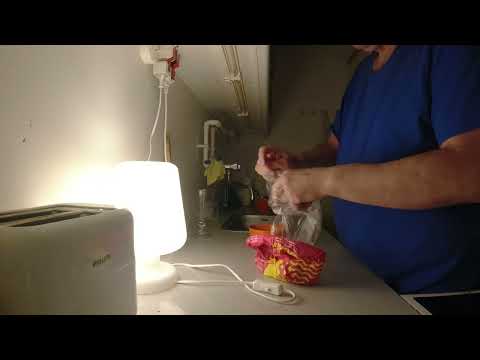 MongoTV_10989 - SPISER EN SKÅL SLIK TIRSDAG AFTEN