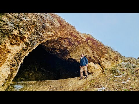 rebuilding a mysterious old cave |survival shelter and fireplace in Thunderstorms|