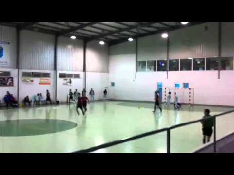 Priscos Vs Mouquim.avi