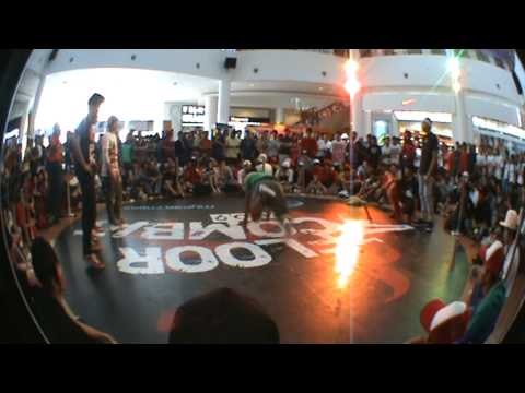 4 Floor Combat 2009 Bboy 3 vs 3 Battle - Day 1 Wakaka  vs Wakaka Fever