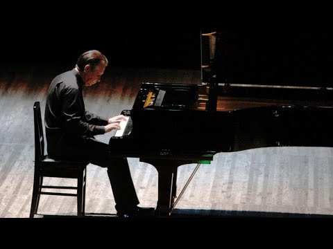 Mikhail Pletnev plays Liszt Nuages gris, S.199 – live 2018