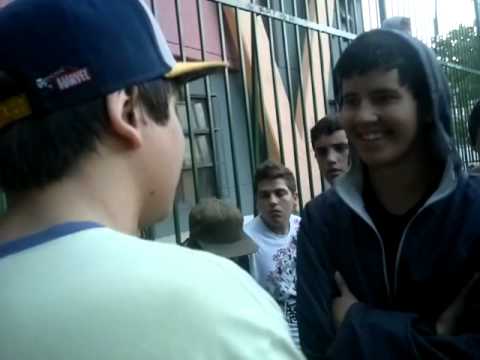 Midel vs Alejo - Dos Caras Freestyle